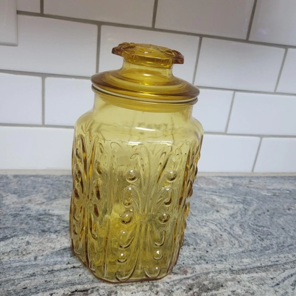 Vintage LE Smith Atterbury Scroll Amber Glass Canister Apothecary Jar Have More